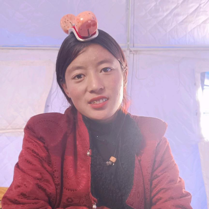 <藏 @ 族 @ 姑 @ 娘>