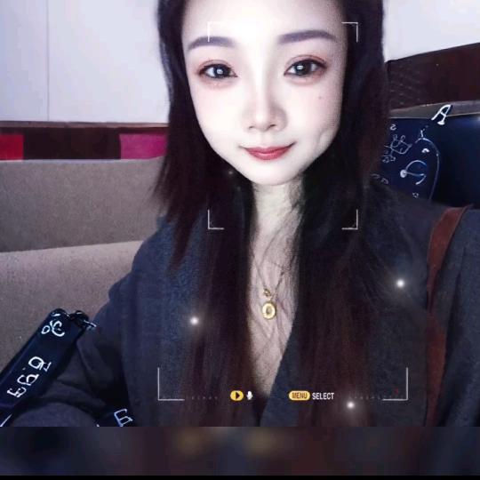 ㊨脸边小久窝💕💋