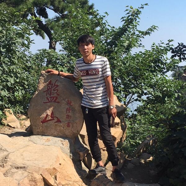 满 哥