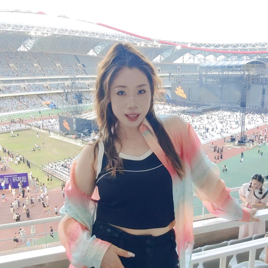 恩瑞妮女装十三姨💕💕💕