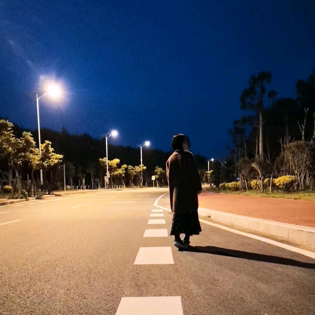 路口小卖铺