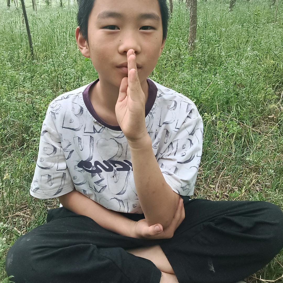 丁瑞虎哥哥