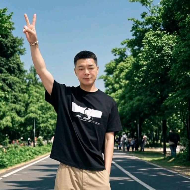 程 🇨🇳民  以  食  为 天