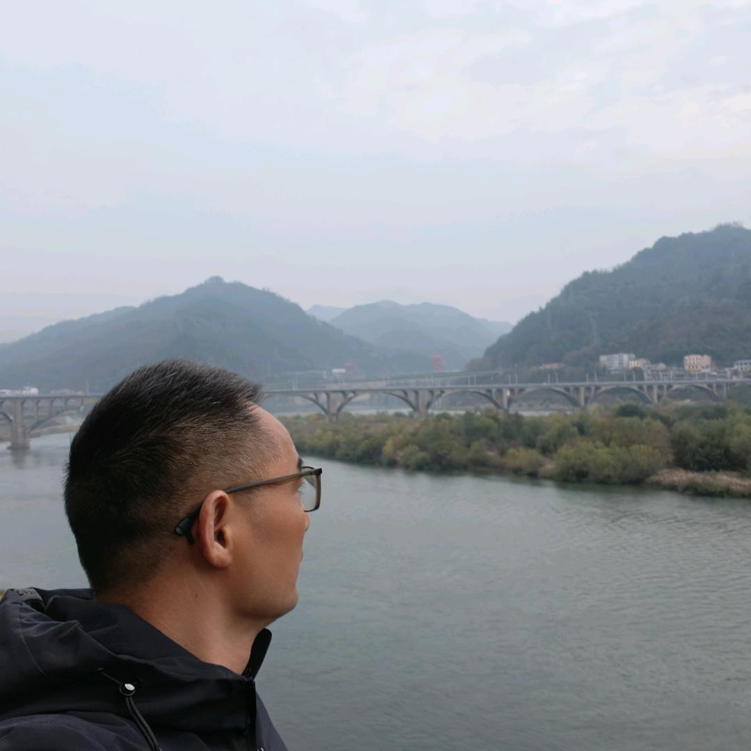 开心快乐每一天