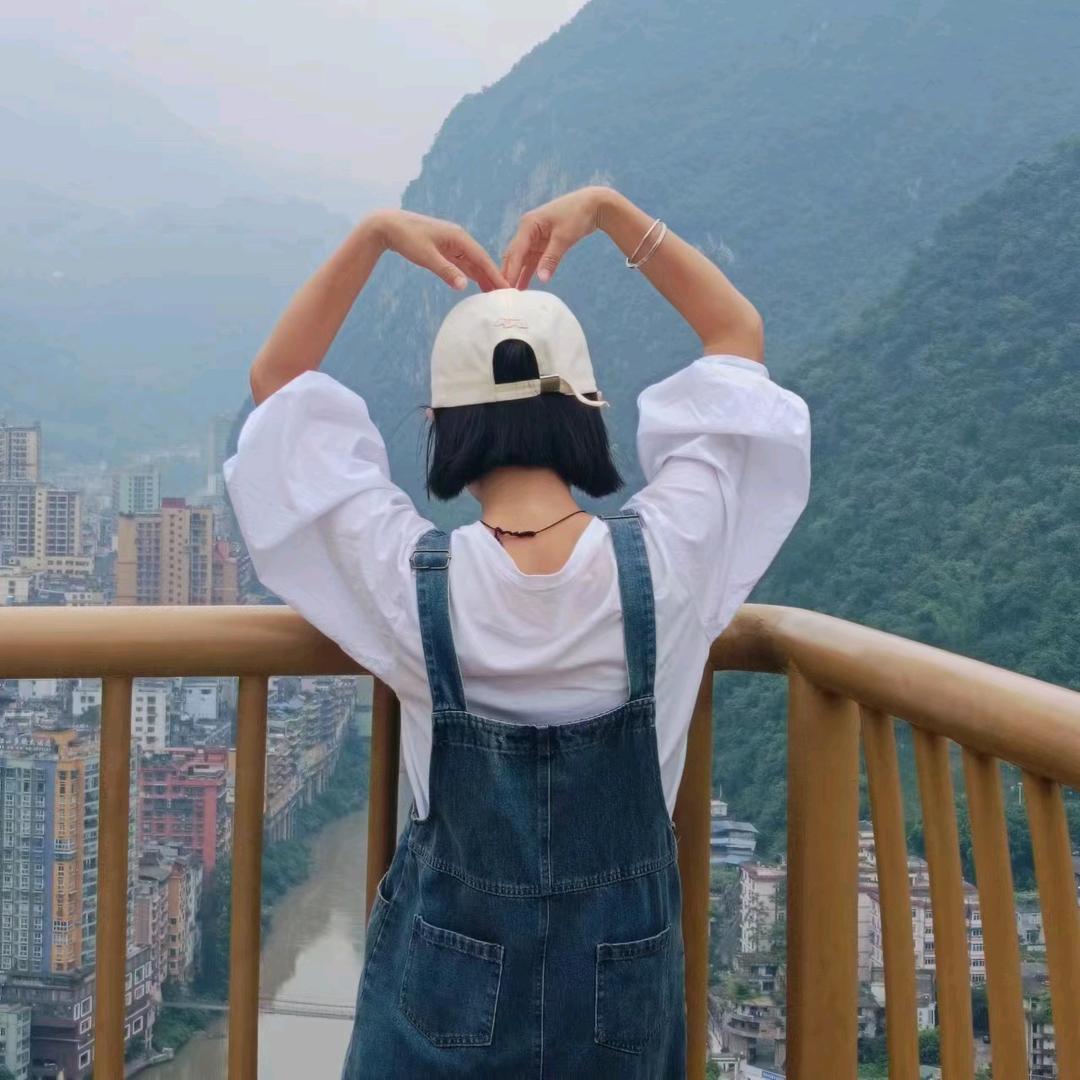 &卖家具的许小姐