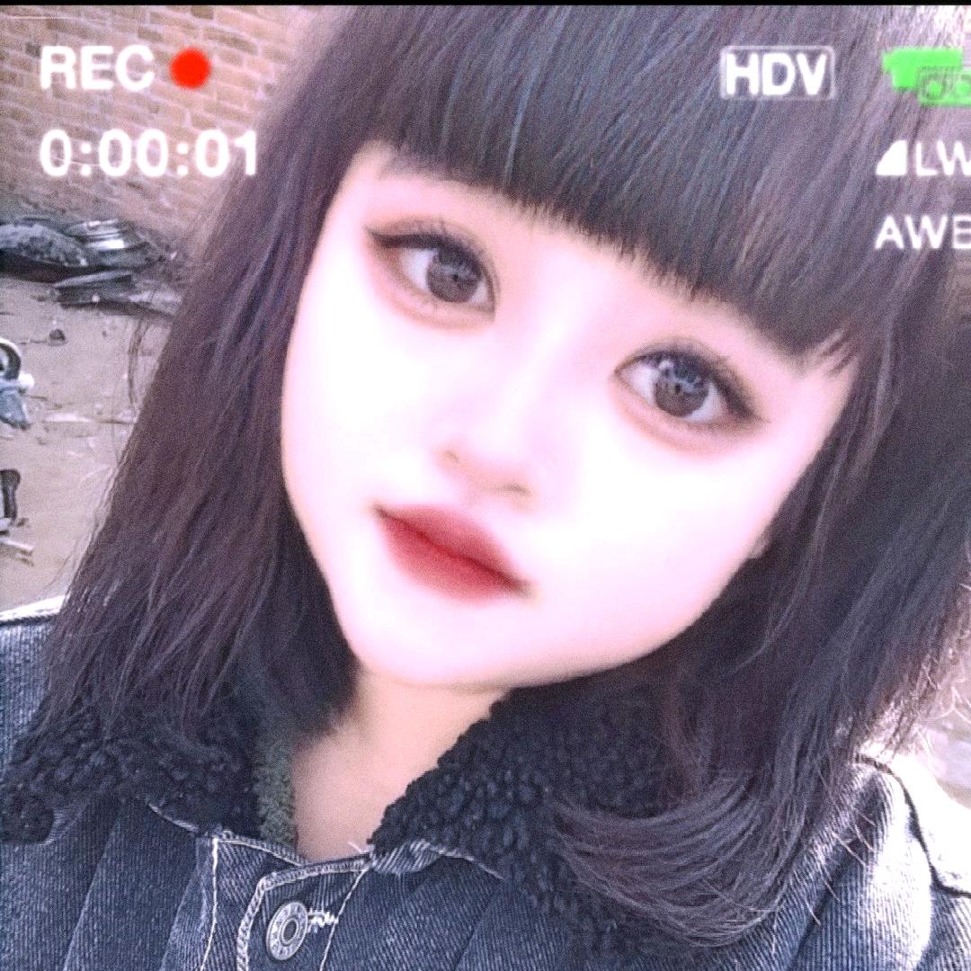 大眼    〈拒绝私聊〉