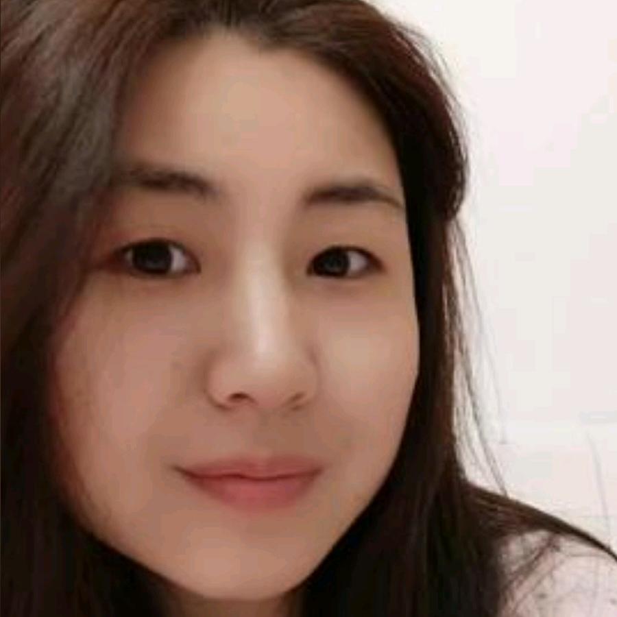 段段💋