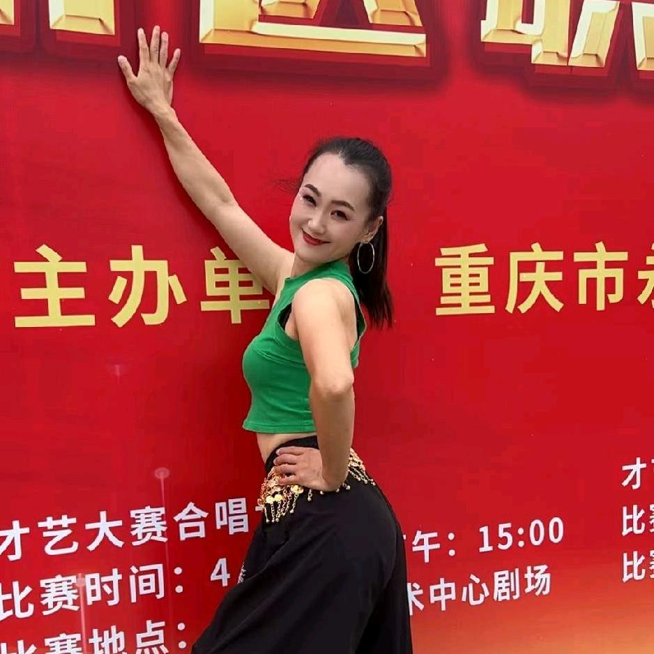 姐妹鼓舞团红梅