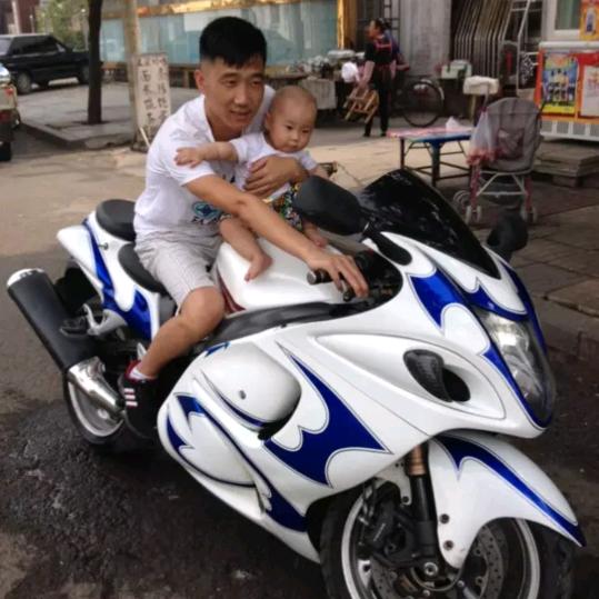 邹东伟哥
