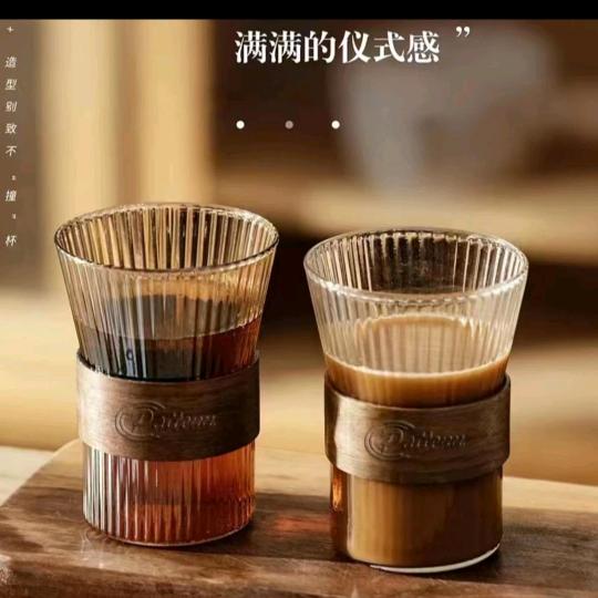 不务正业的奶茶店老板