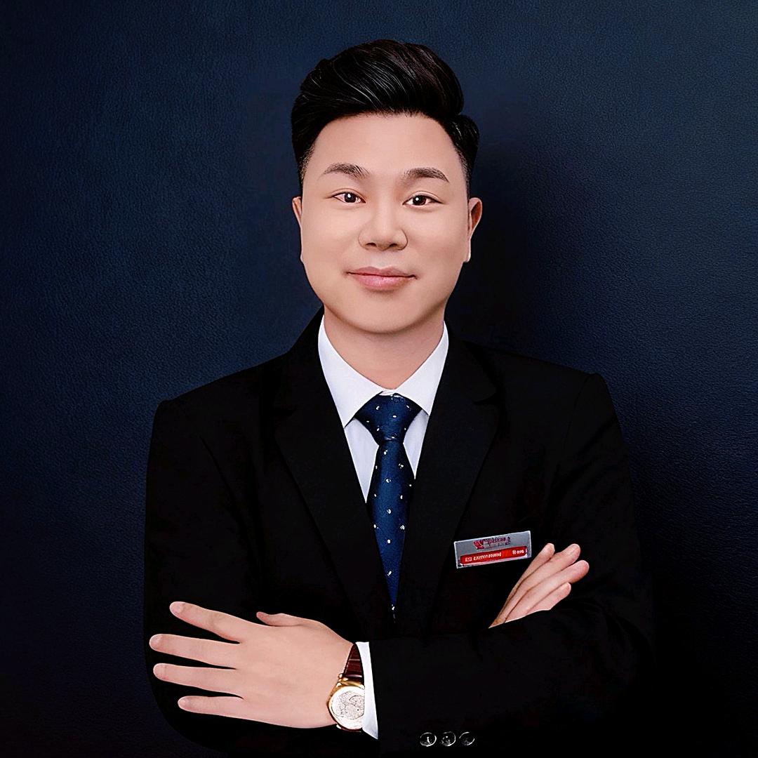 远元人深圳战狼大区覃建斌