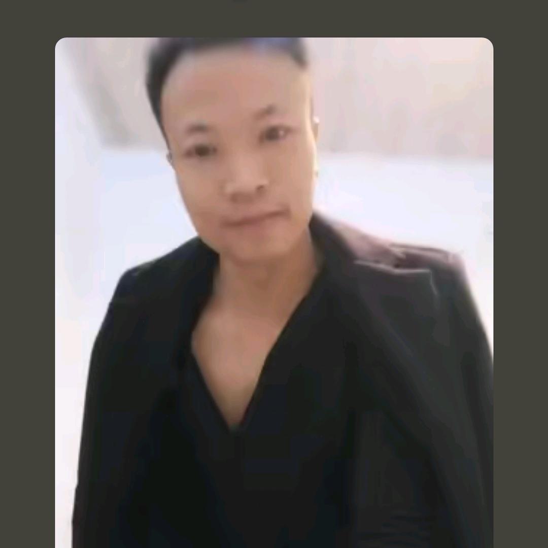 祁小龙