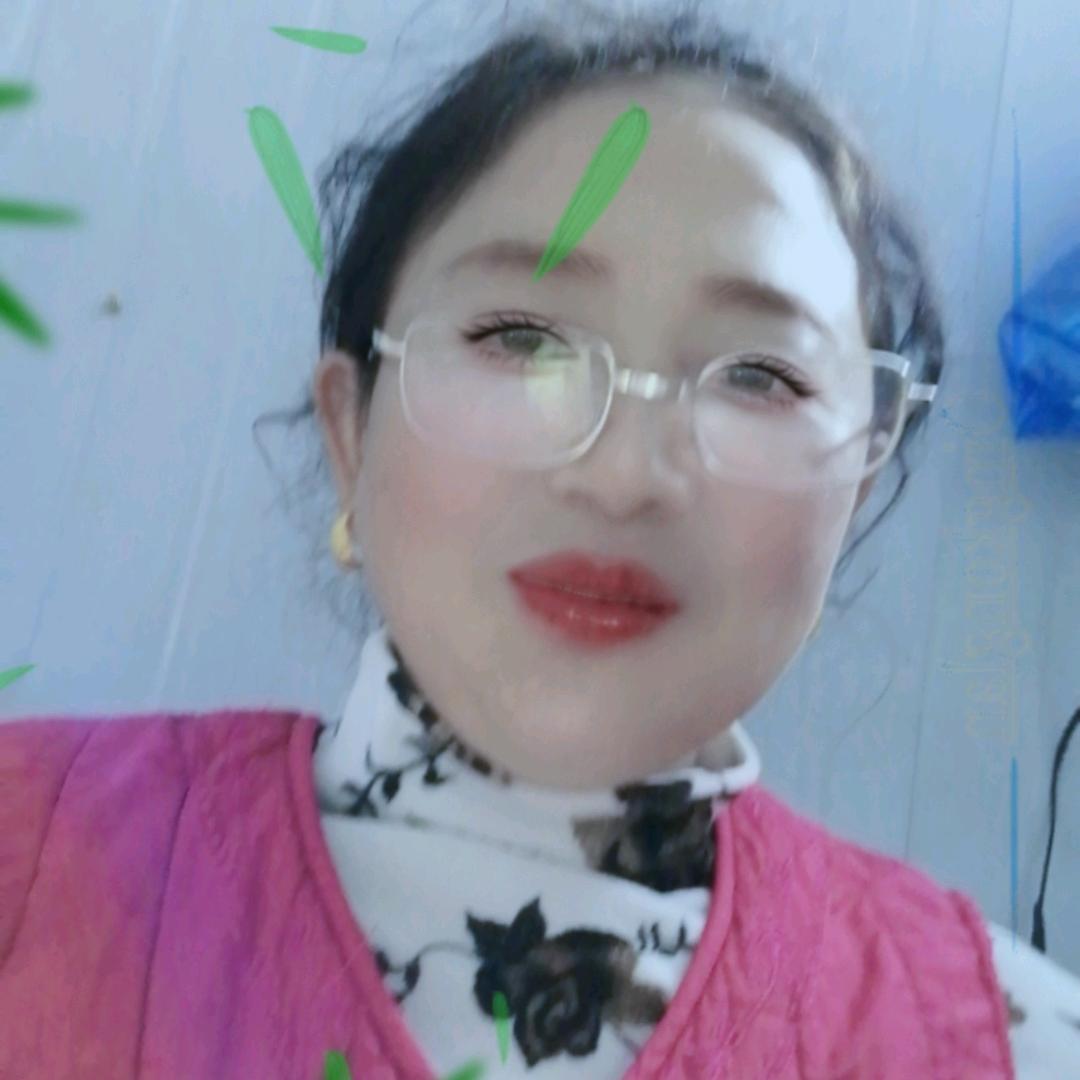 “浩宇奶奶小玉奶奶”