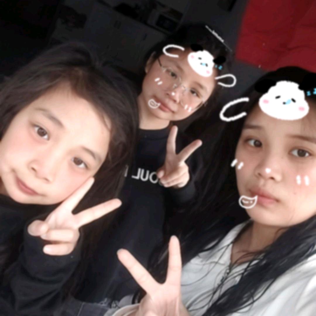 家有三千金👩‍👩‍👧