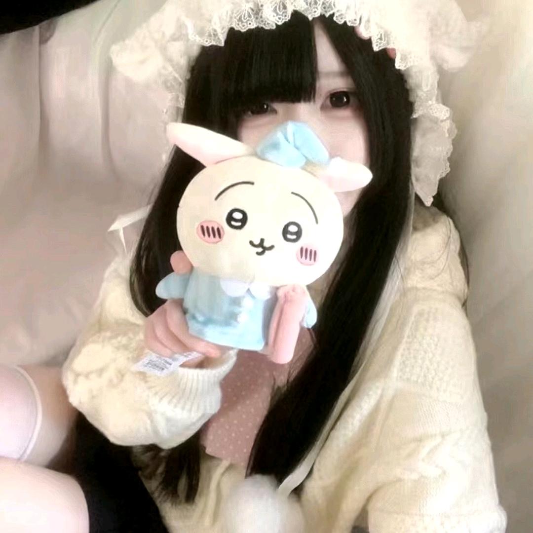 82岁前凸后翘女蟑螂