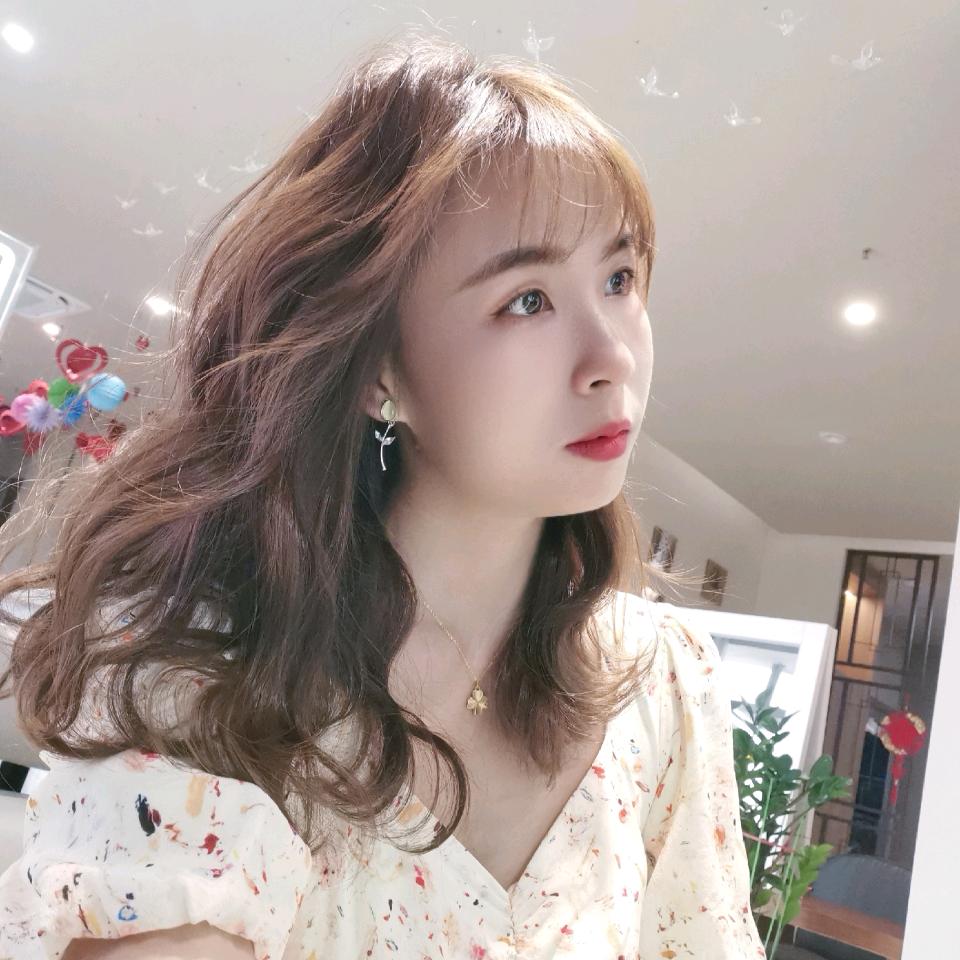 妮👑