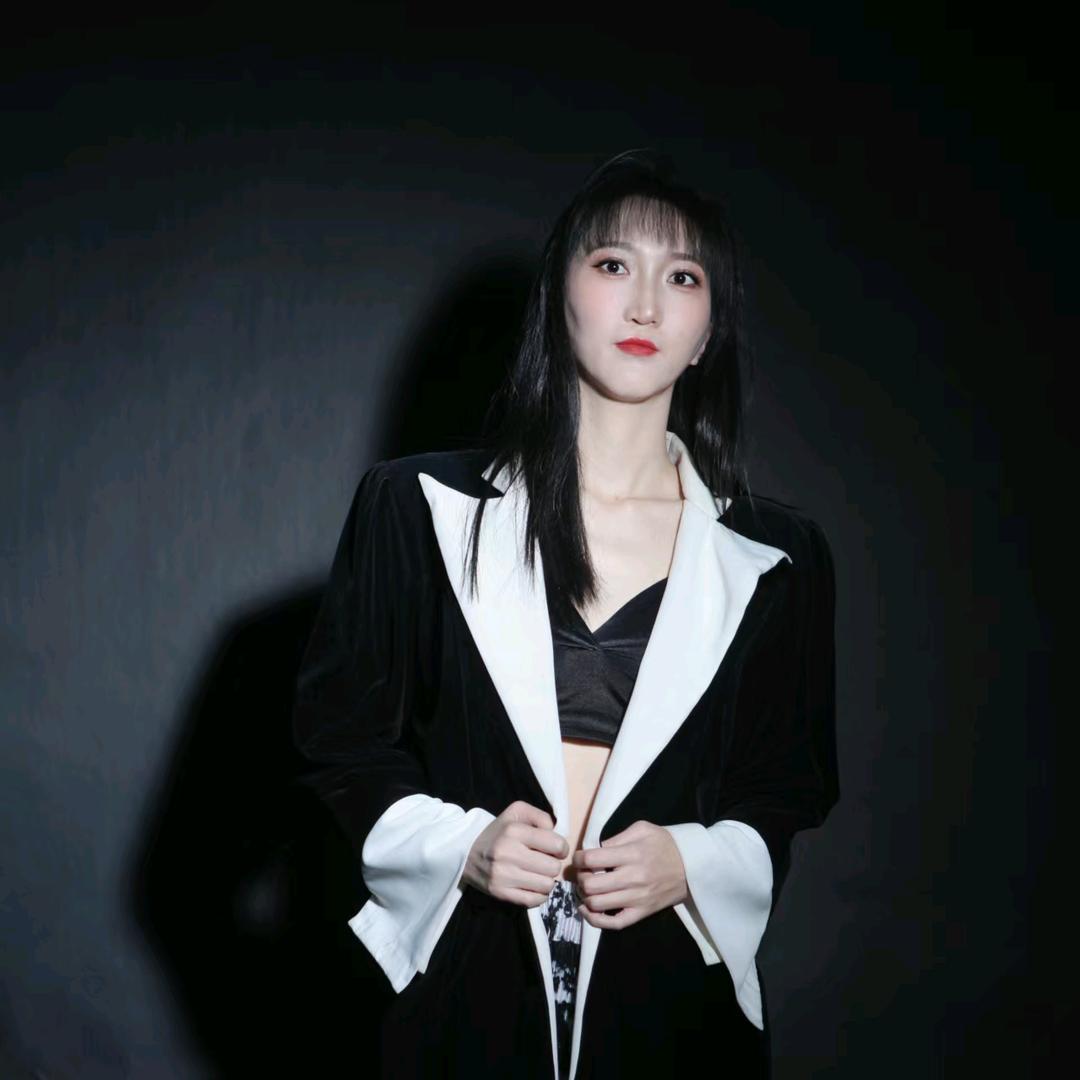 小可爱₍˄·͈༝·͈˄*₎◞ ̑̑