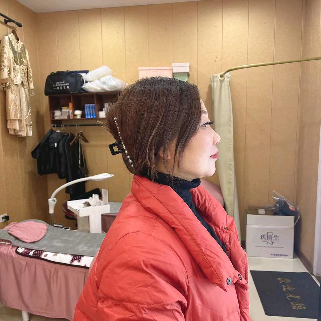 艳芳