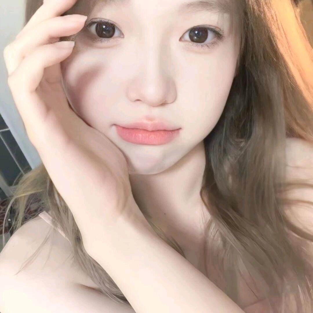 325