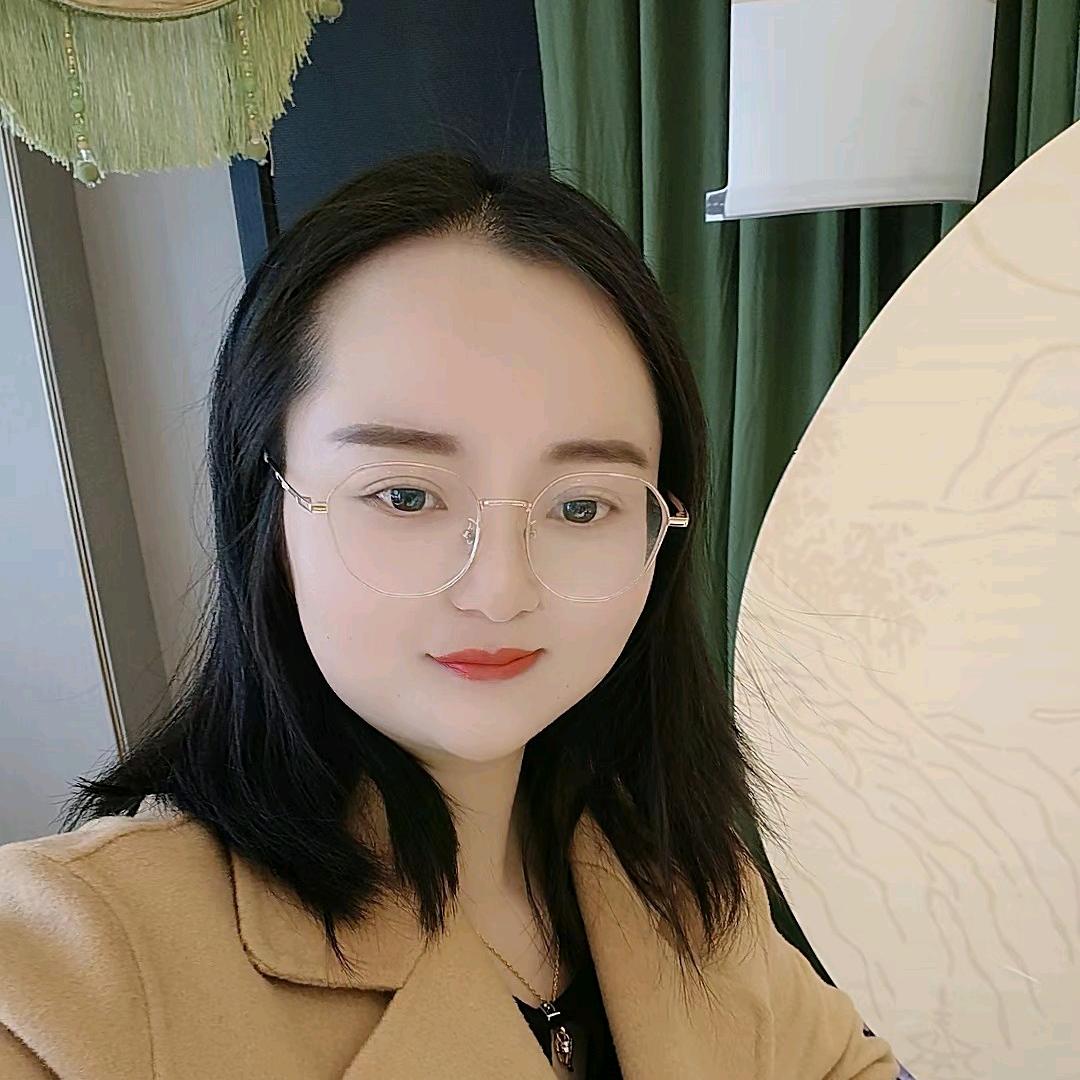 小胖妮