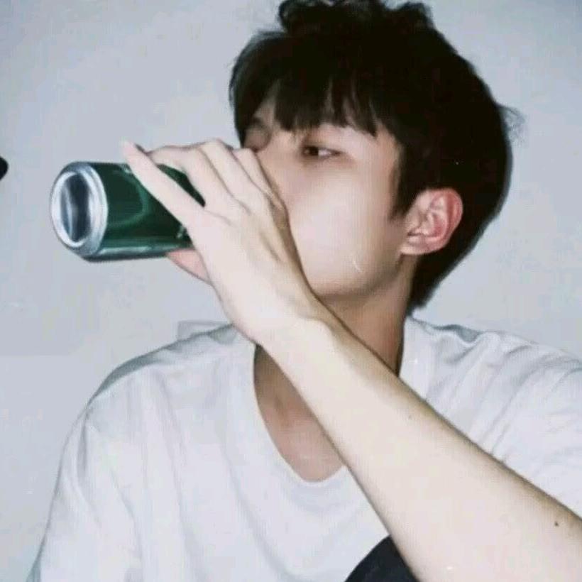 小锴
