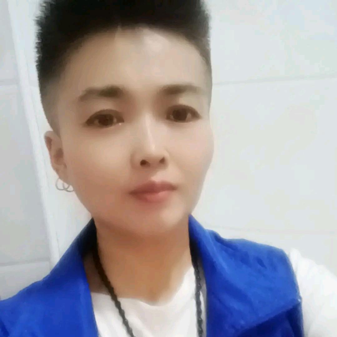 女狼追峰向阳