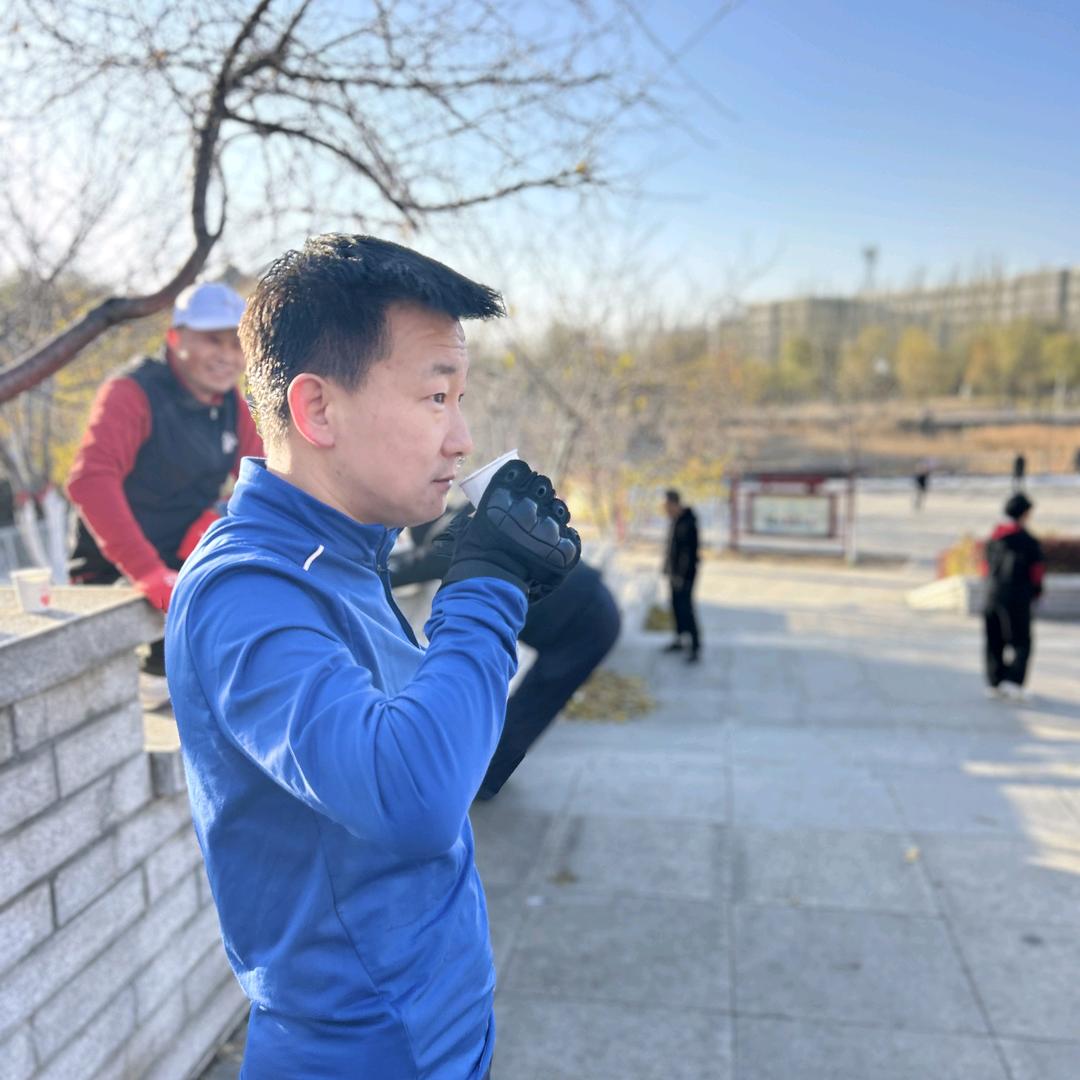 狂奔的毛毛虫