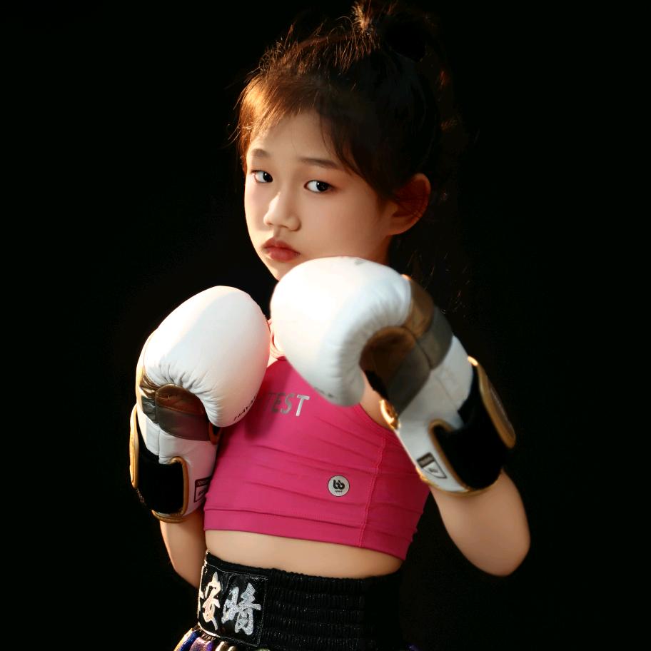 李安晴快点儿长高（搏击女孩儿李安晴）