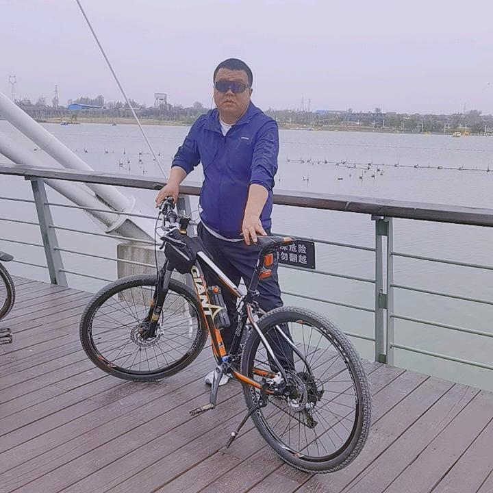 鹏飚