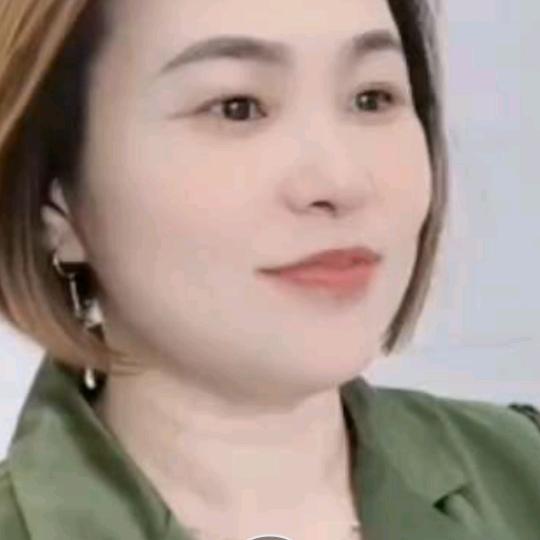 凌士达制衣厂《等爱的老板娘》