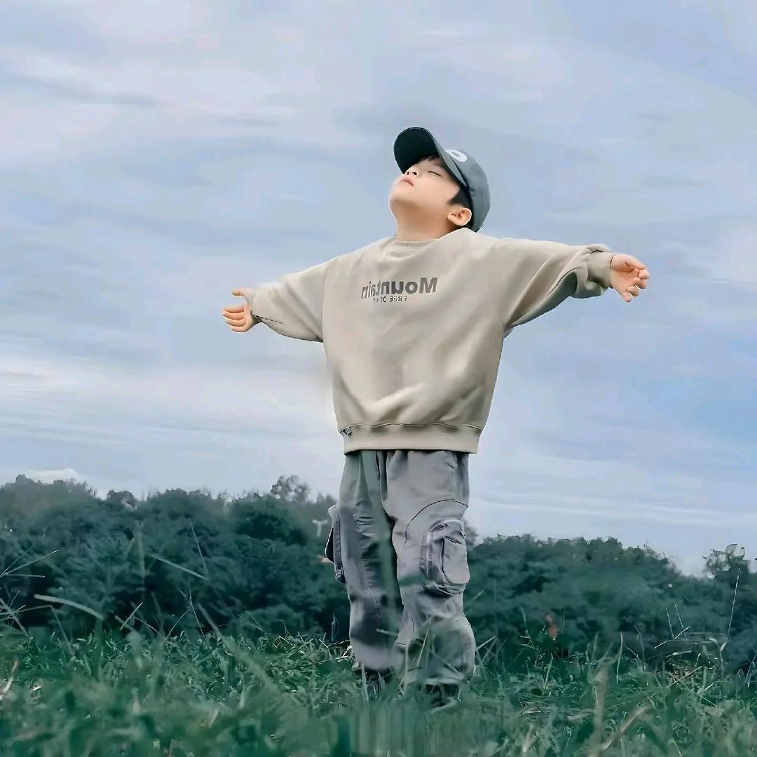 阳光快乐大男孩