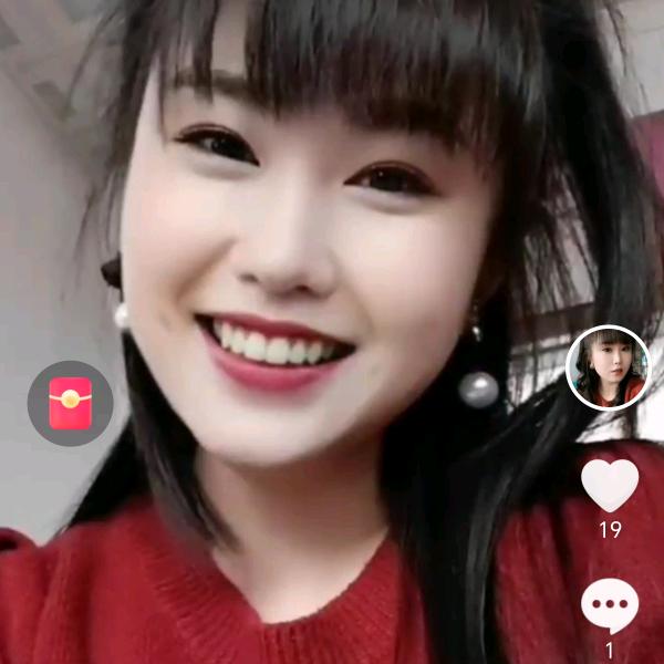 别靠近我