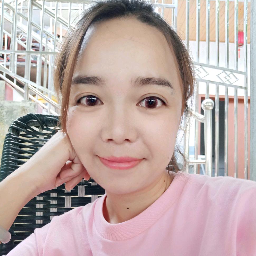 蕾蕾丫穿搭