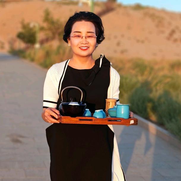 白驼铃茶馆～多财多亿