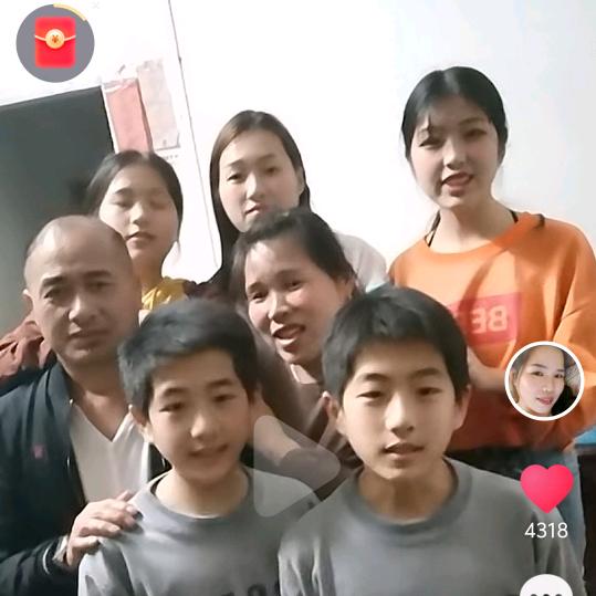 五个宝贝妈妈