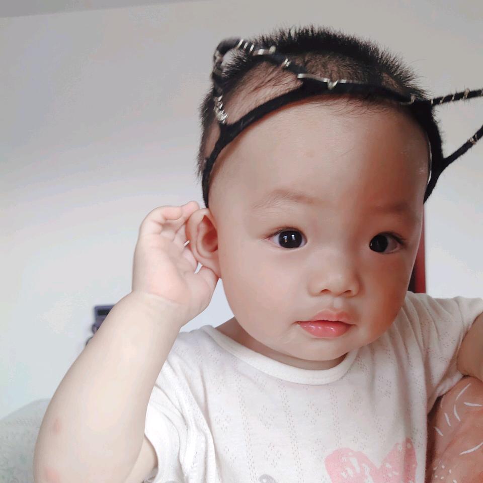 一团小棉球