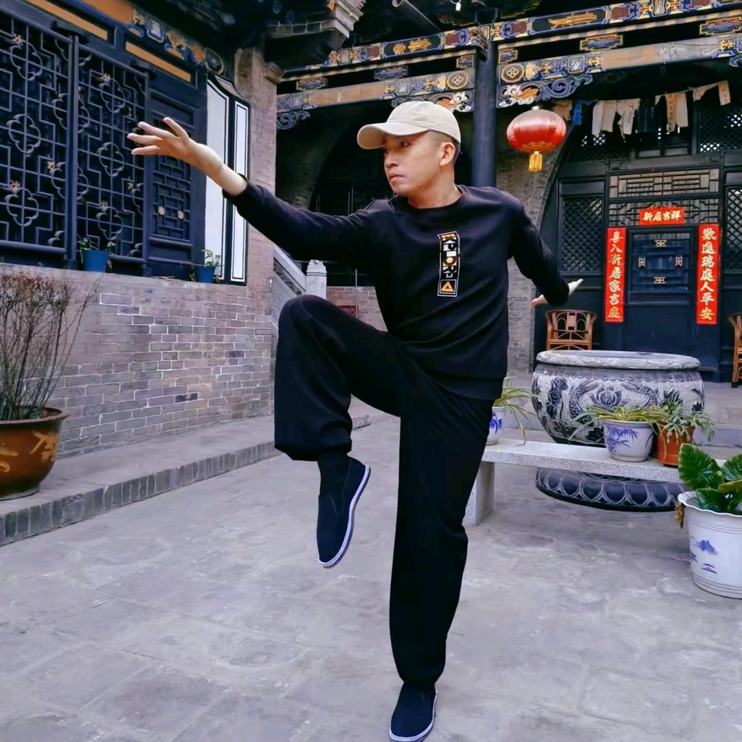 未名小将-帅子