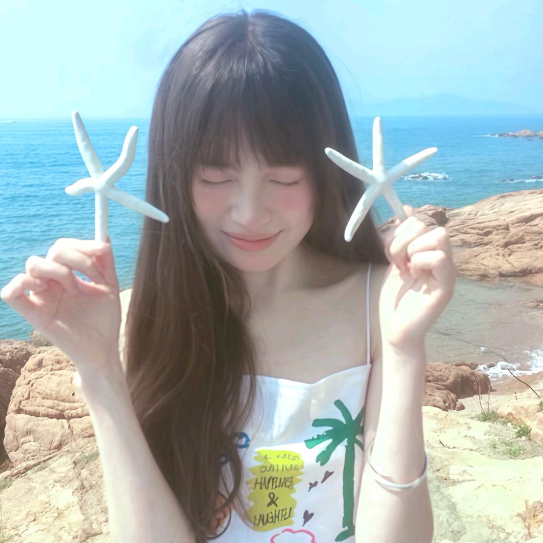 -小莹^.（被👍看主页）