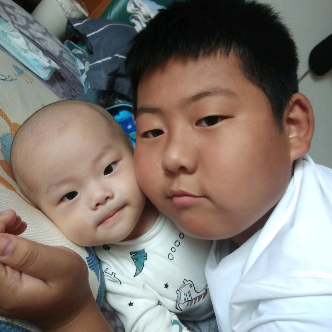 家有两个宝