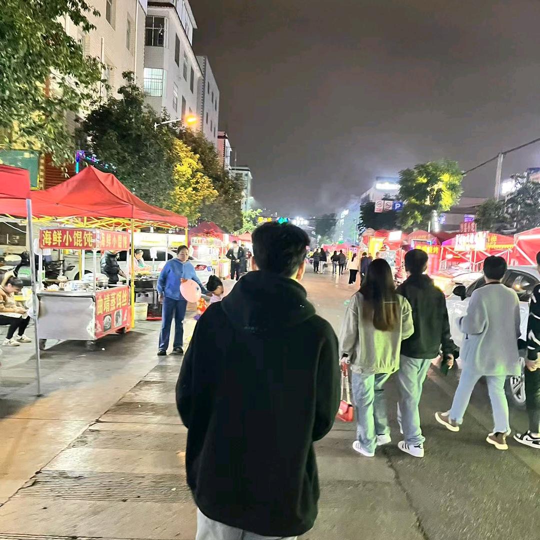 池中渔