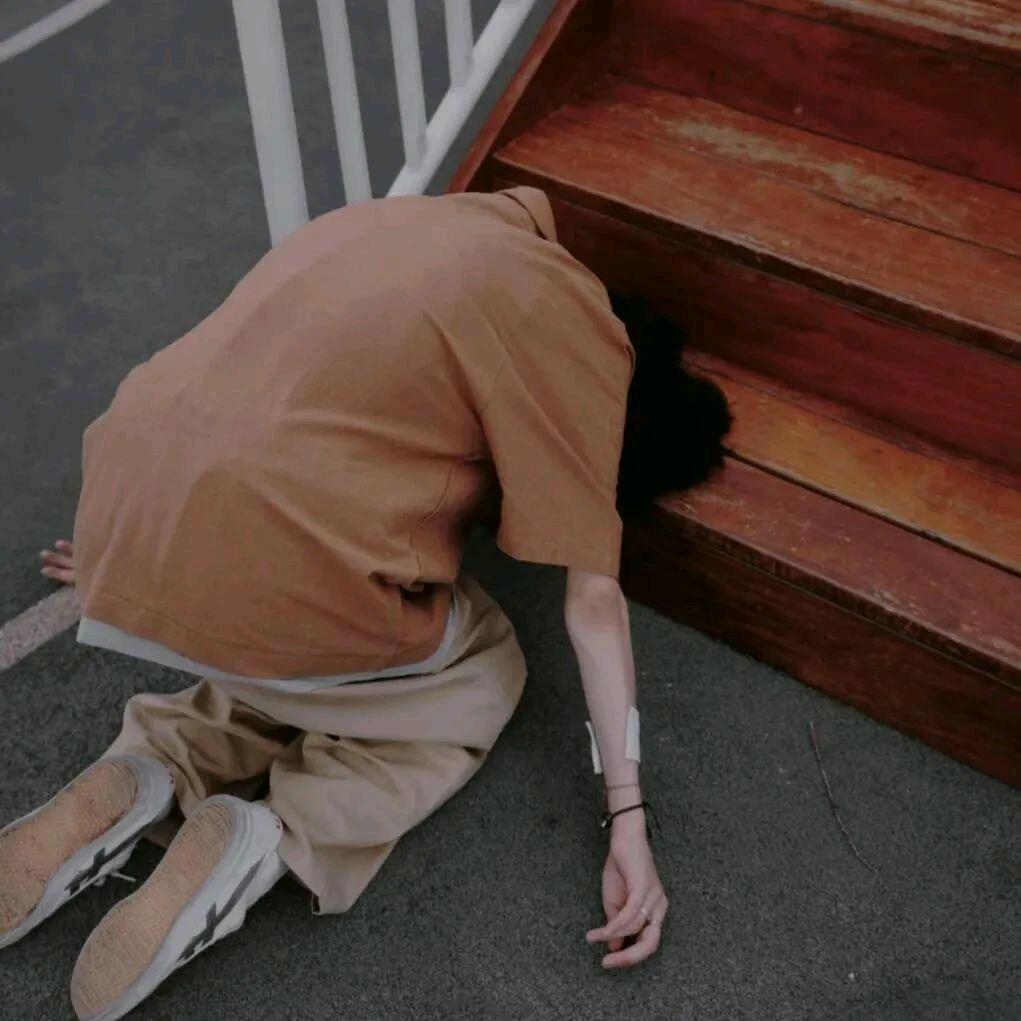 小煜.