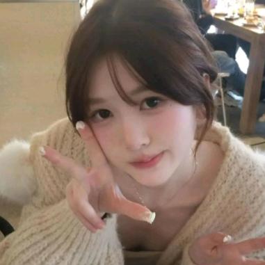 🎄◟(˶> ᎑ <˶)◞🎄