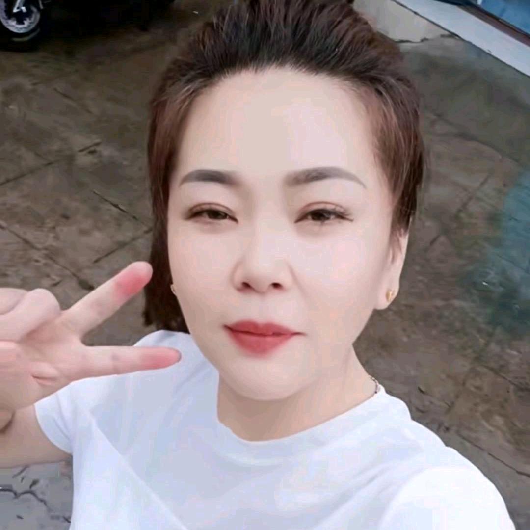 小芬