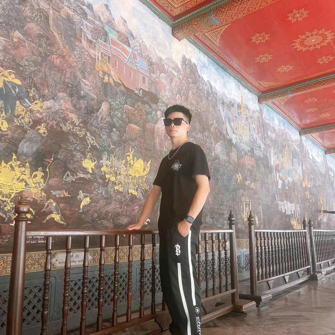 立勾小侬(小传)