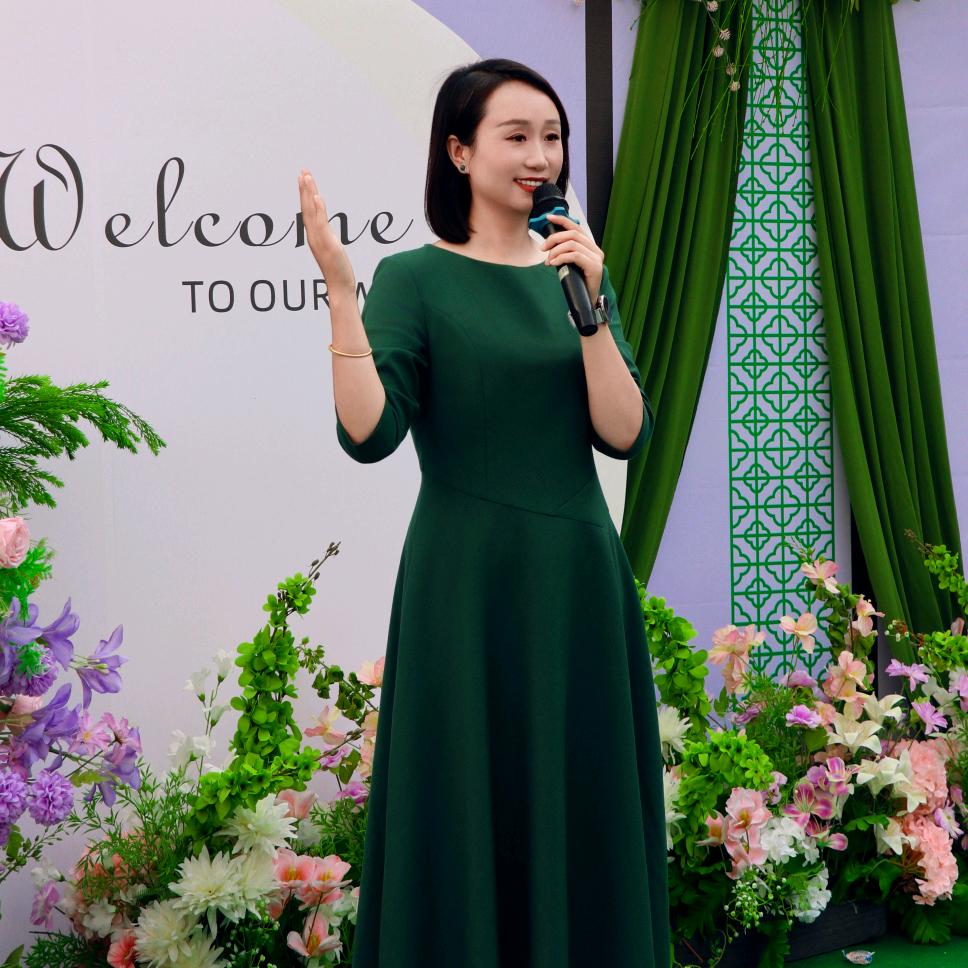 封丘主持人王莹