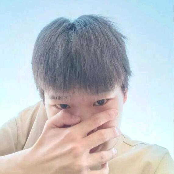 用户989272305