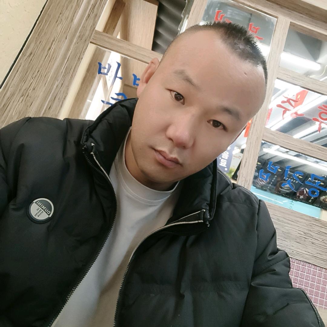 💕ᭉᬁ忘᭄记᭨ᬁ过去᭄追求幸福ᭉᬁ💕