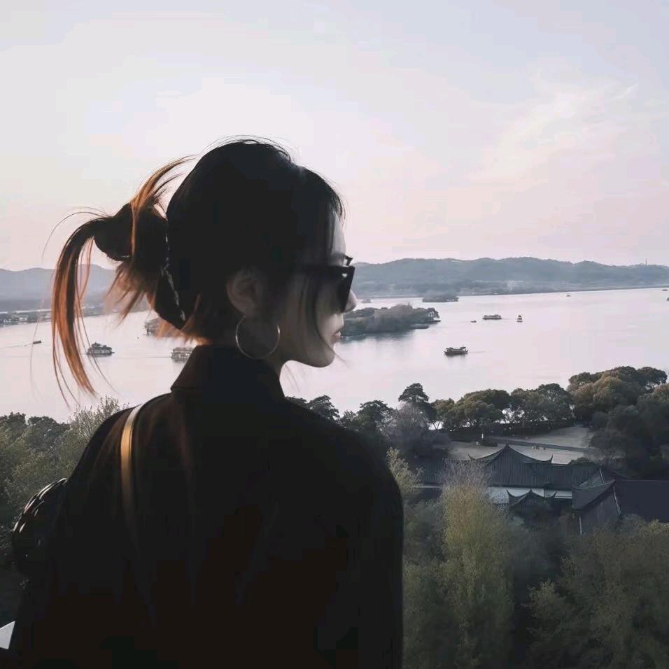 风儿飞🌼