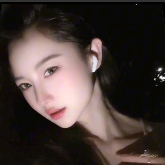 💃柒꯭  柒꧂
