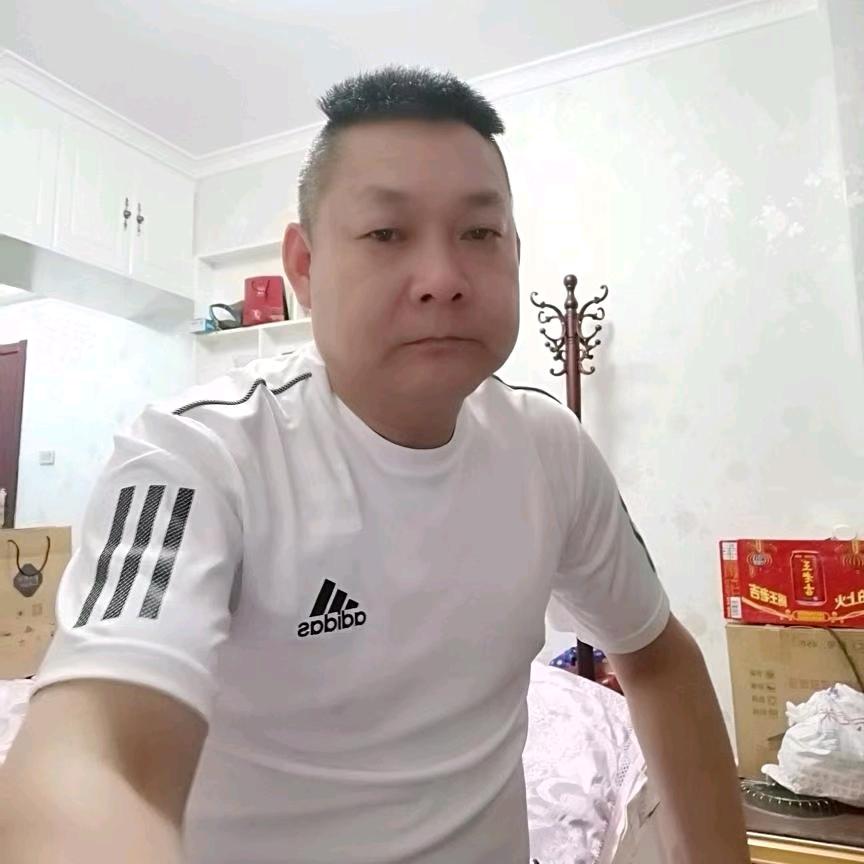 重庆麻辣风烧烤纸包鱼，旬阳简一KTV后门